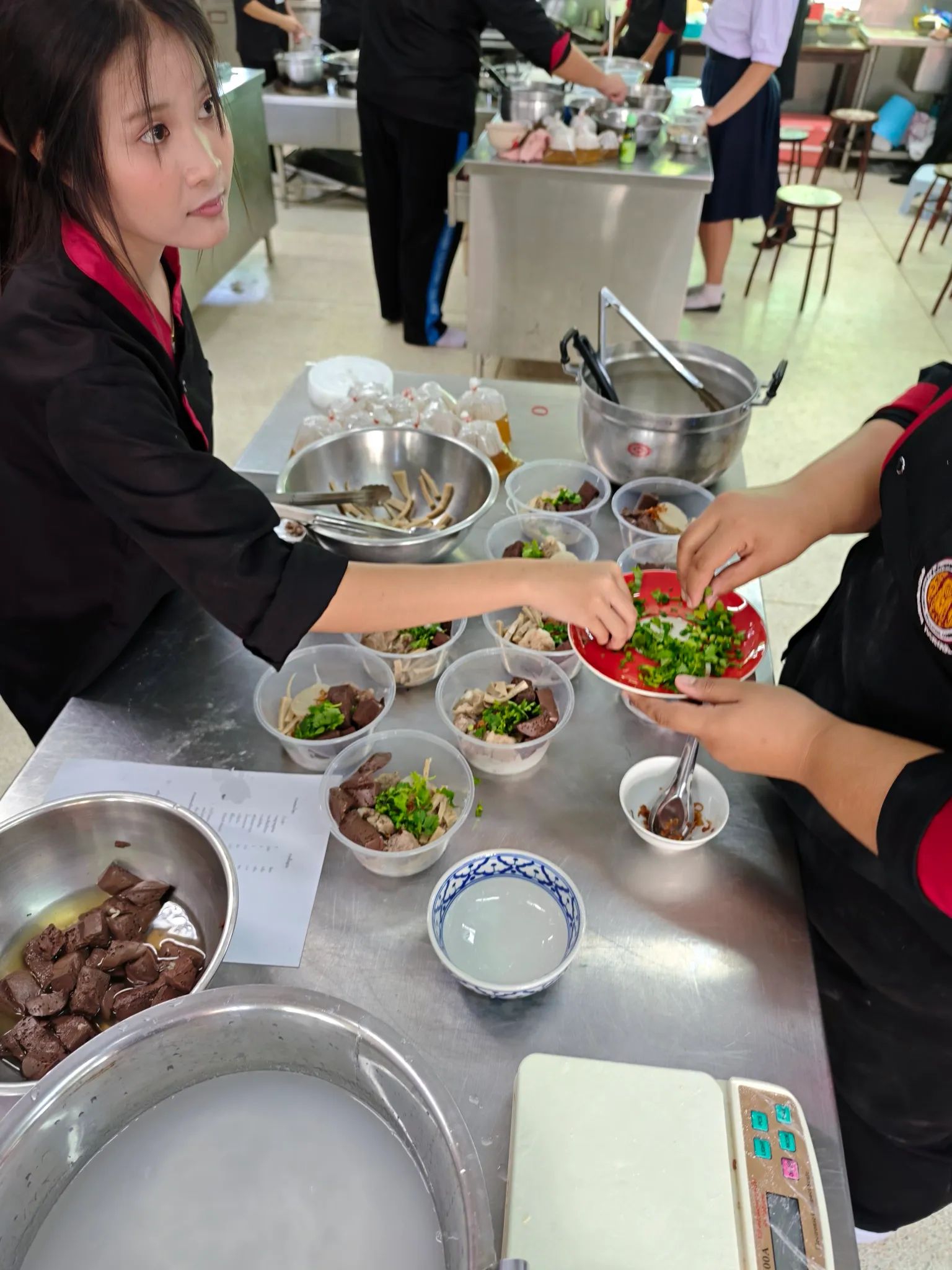 cooking guay jap yuan with our friends at achiwa